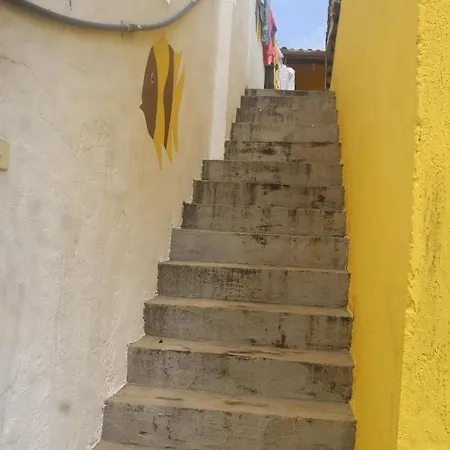 Casa dos Rocha em Ubatuba - Kitnet Preta-2